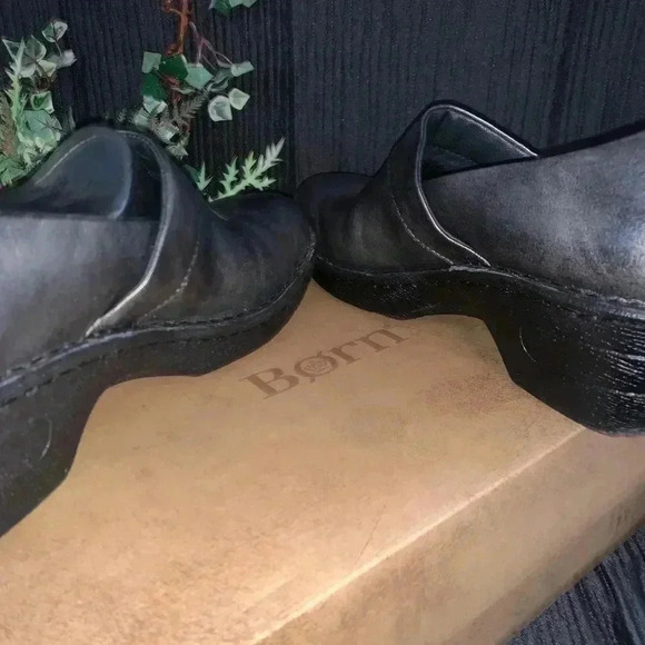 COPY - BORN TOBY SILVER 7.5 LIGHTLY PREOWNED - Picture 7 of 11